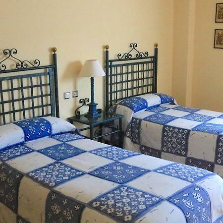 Hotel Miralba Alba De Los Cardanos Екстер'єр фото